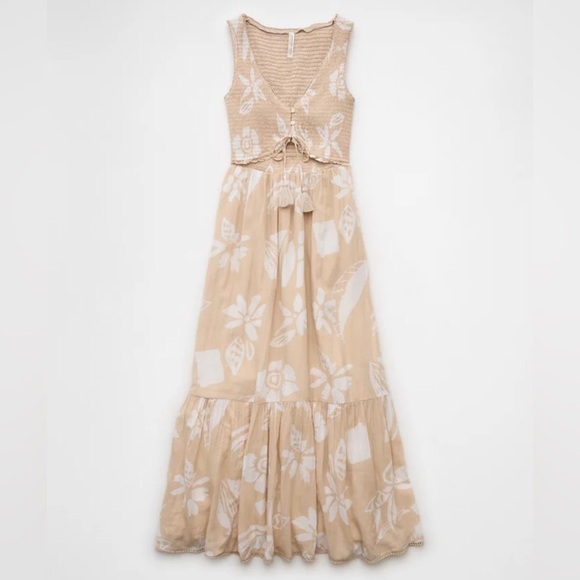 American Eagle Women’s XS Beige Floral Cutout Maxi Dress Smocked Chest - Picture 3 of 10